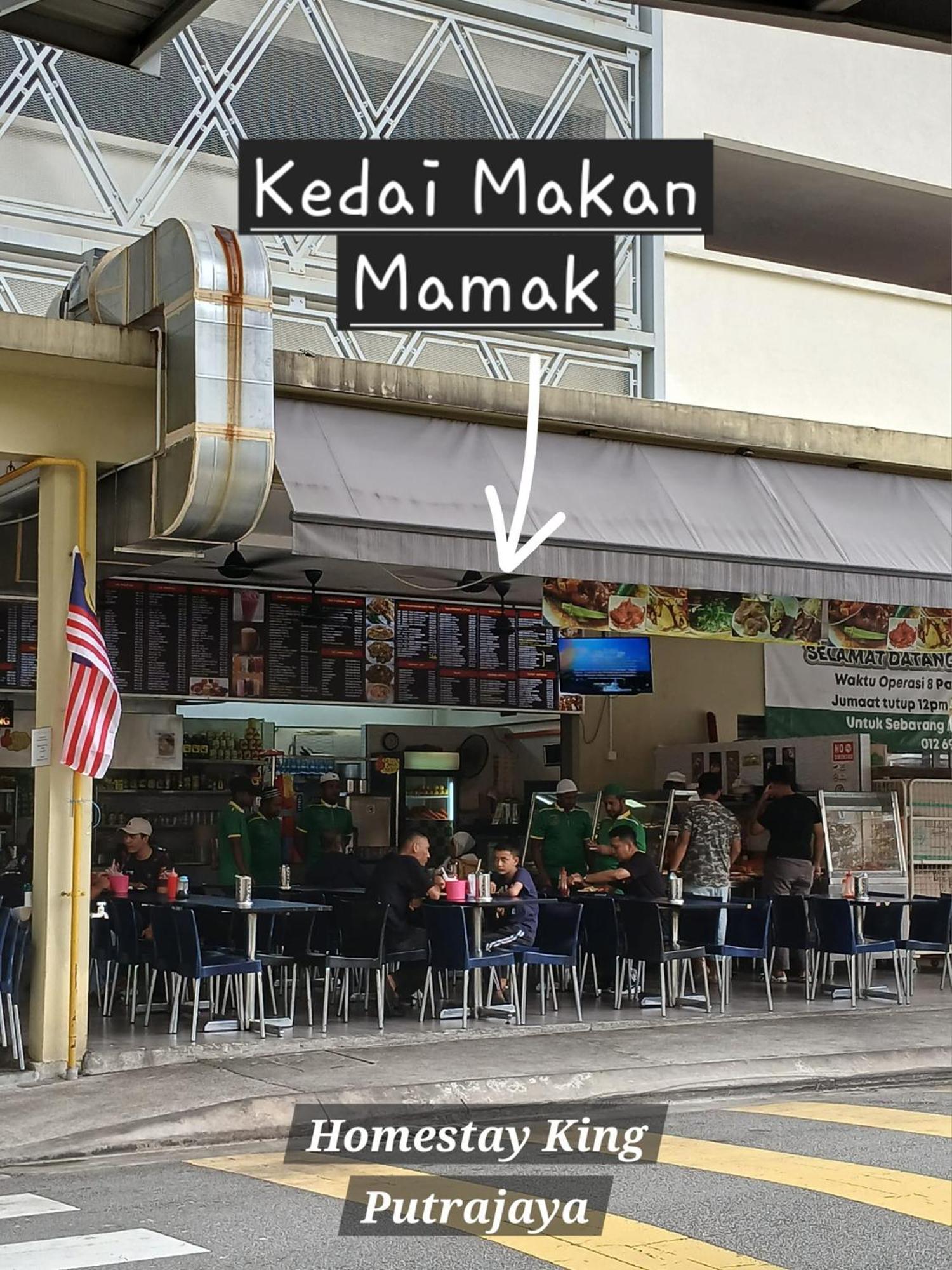 King Sebelah Alamanda Apartment *